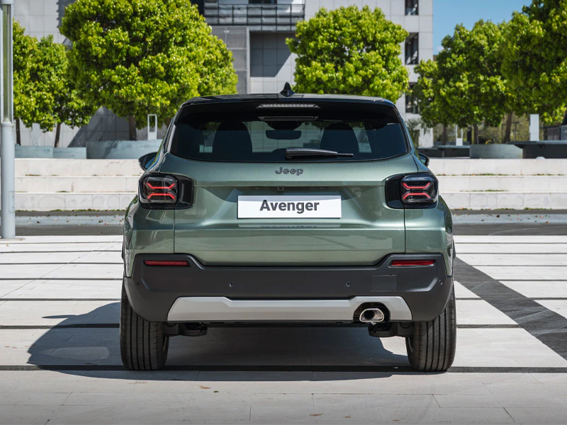 traseira novo jeep avenger